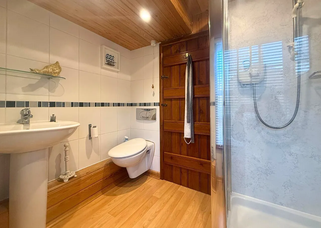 Old Dixton Road, Monmouth, NP25, photo 11