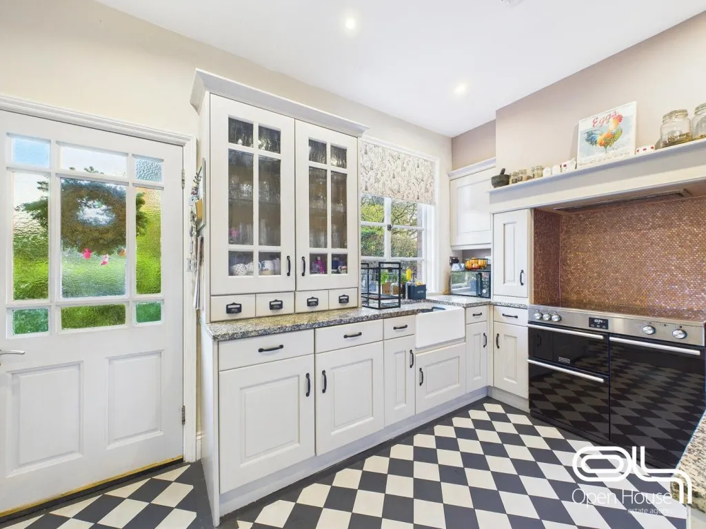 Martlin Lane, Colton, WS15, photo 6