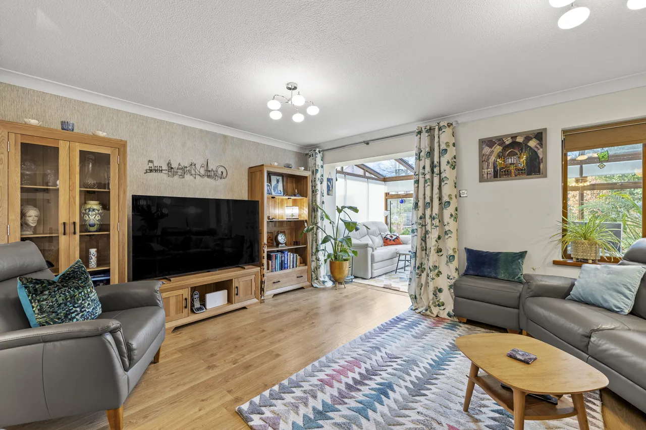 The Avenue, Neath, SA11 2FD, photo 8
