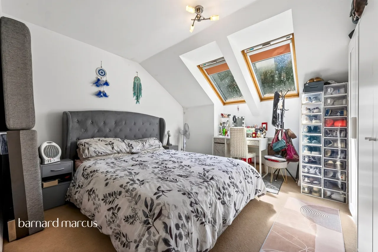 London Road, Ashford, TW15, photo 10