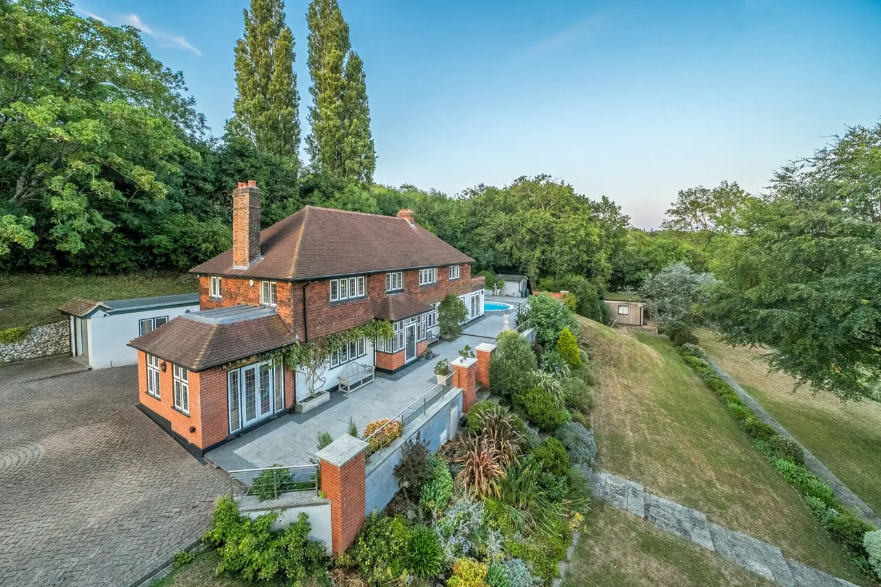 Westerham Road, Keston, BR2, photo 48