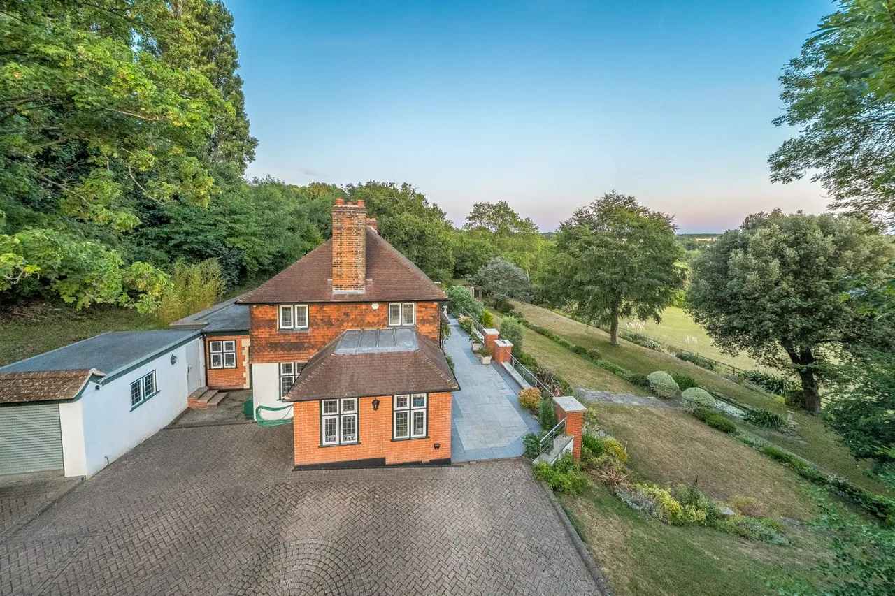 Westerham Road, Keston, BR2, photo 50
