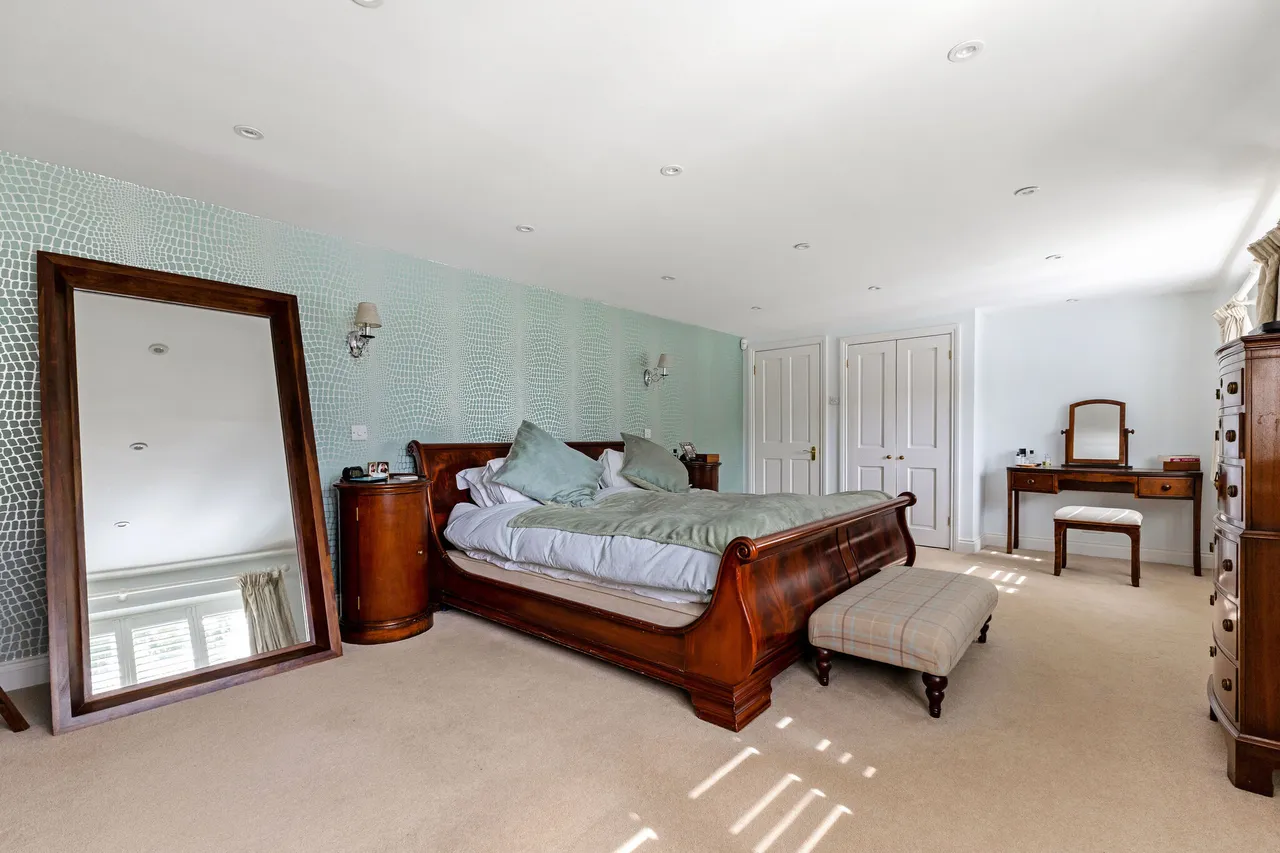 Shalden, Alton, GU34, photo 11