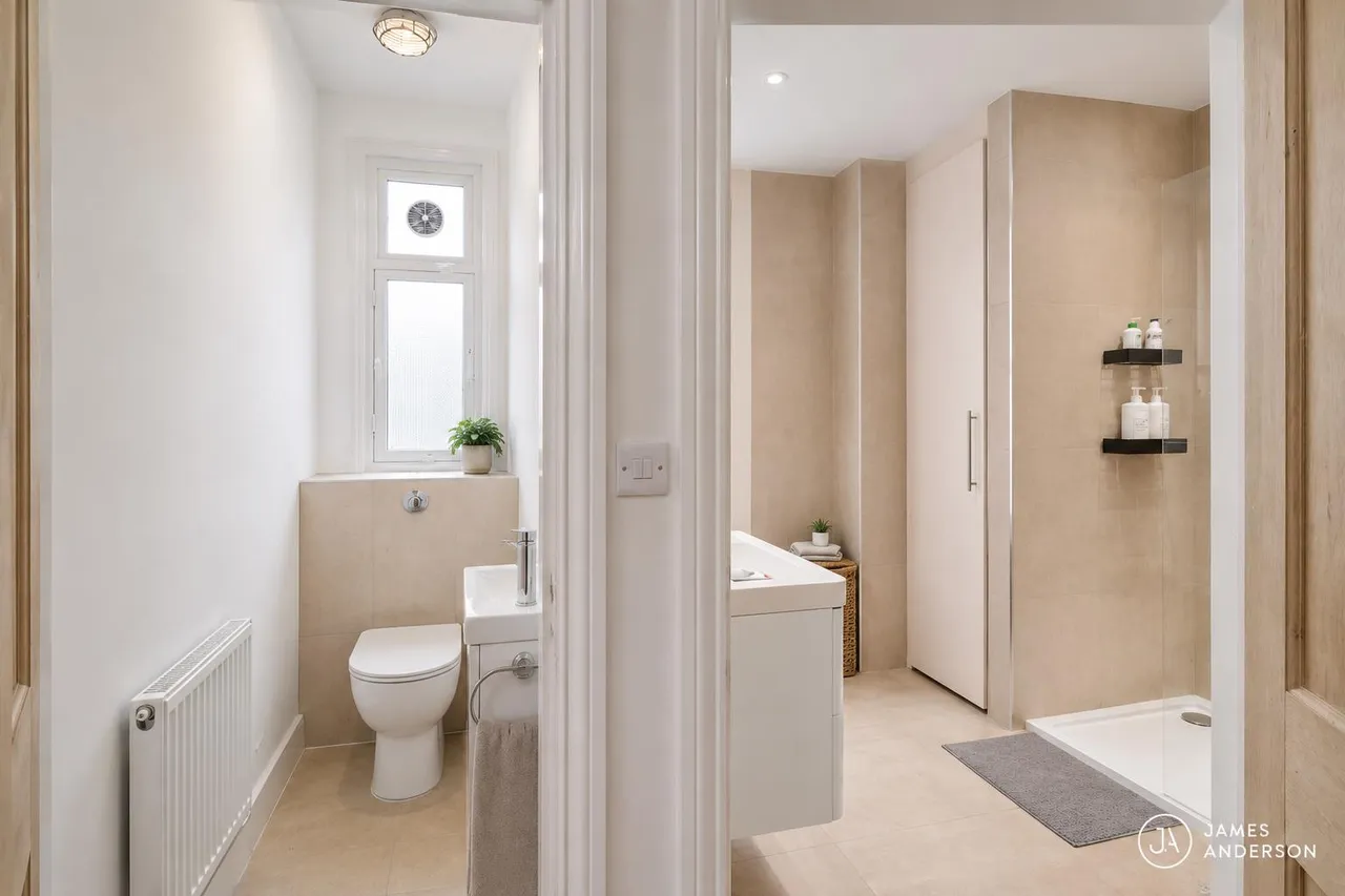 Lower Richmond Road, Putney, SW15, photo 9