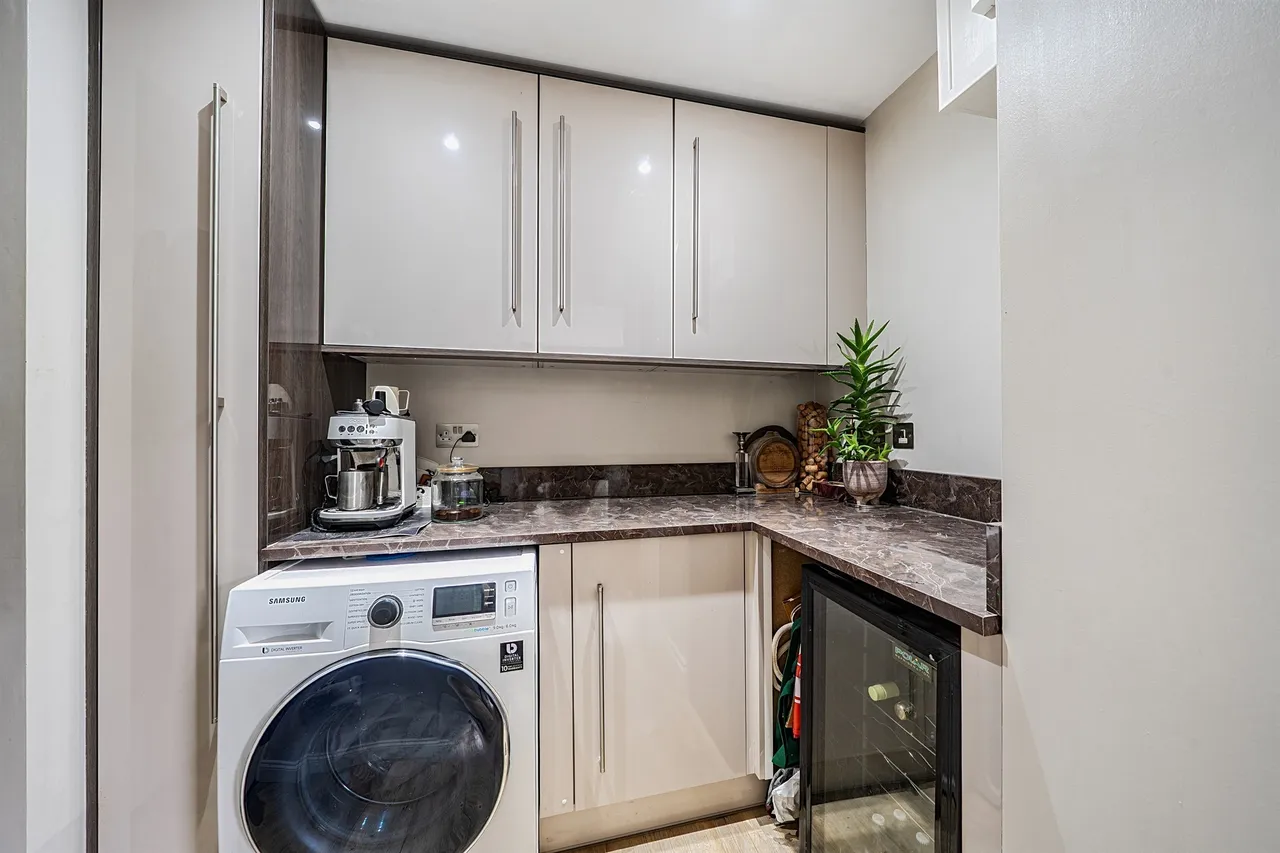 Crawley Down Road, Felbridge, East Grinstead, photo 8