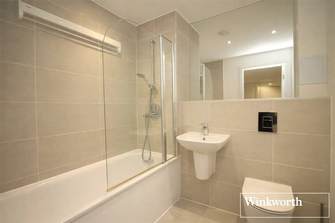 Brook Road, Borehamwood, WD6, photo 11