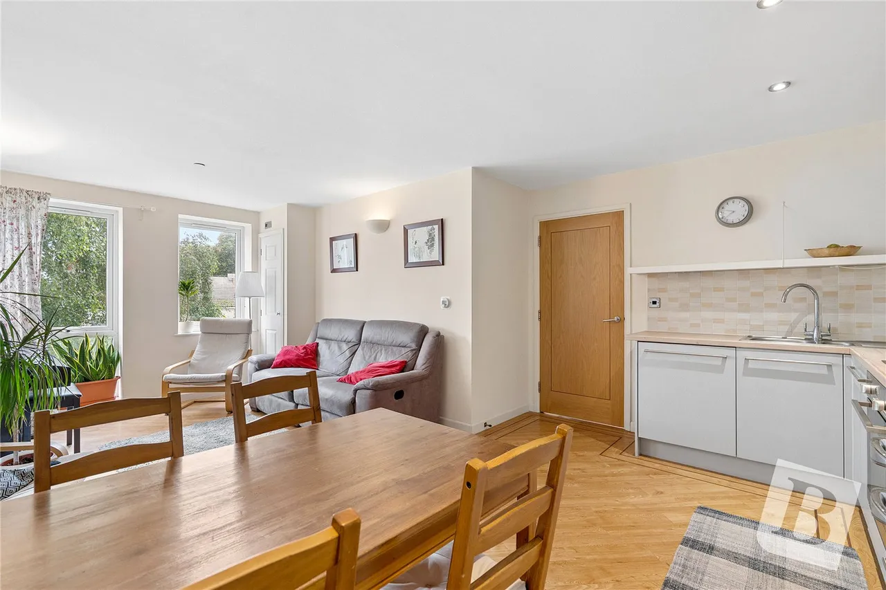 Wrotham Road, Gravesend, Kent, DA11, photo 10