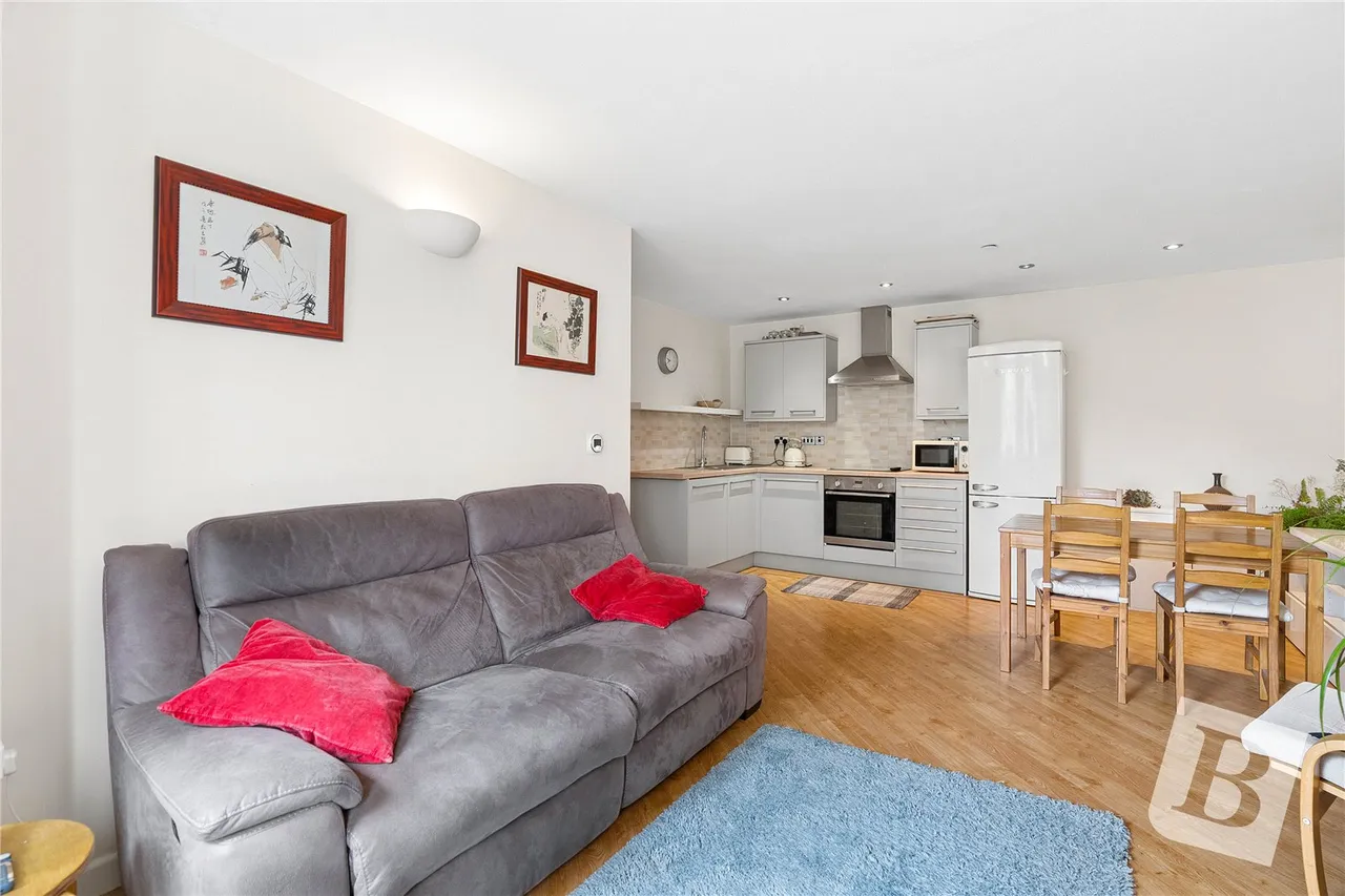 Wrotham Road, Gravesend, Kent, DA11, photo 12