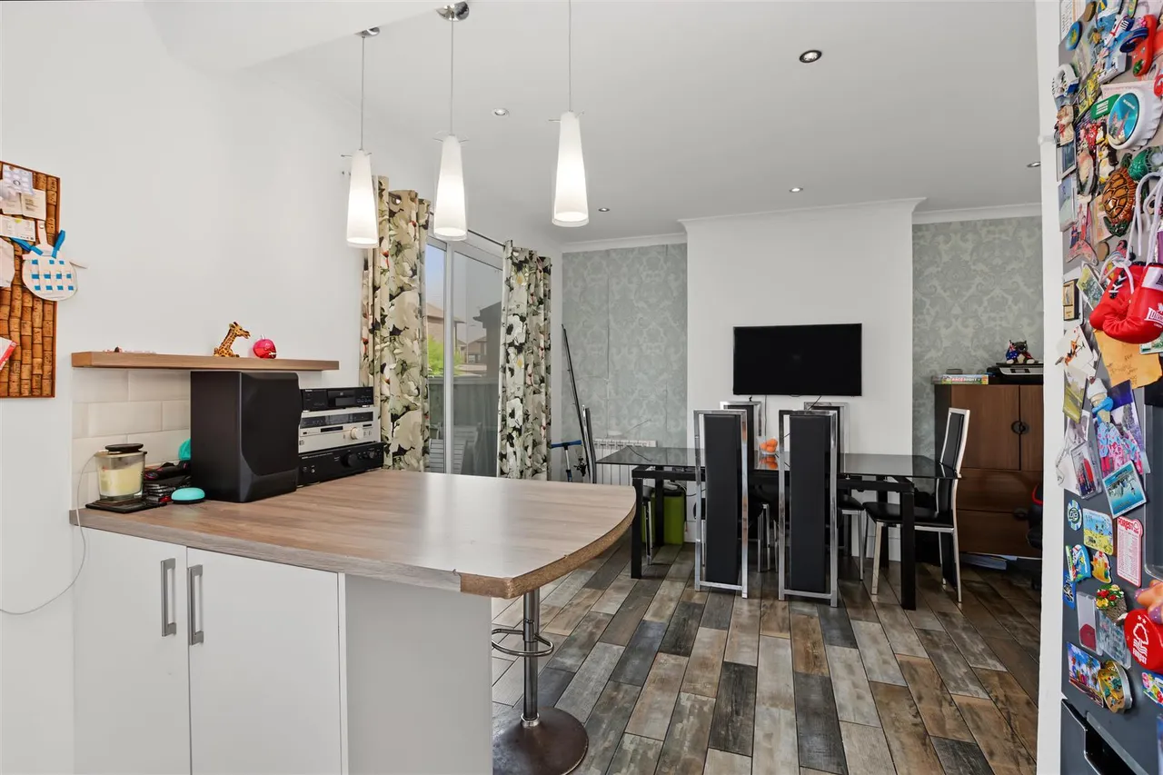 Rose Grove, Beeston, NG9, photo 6