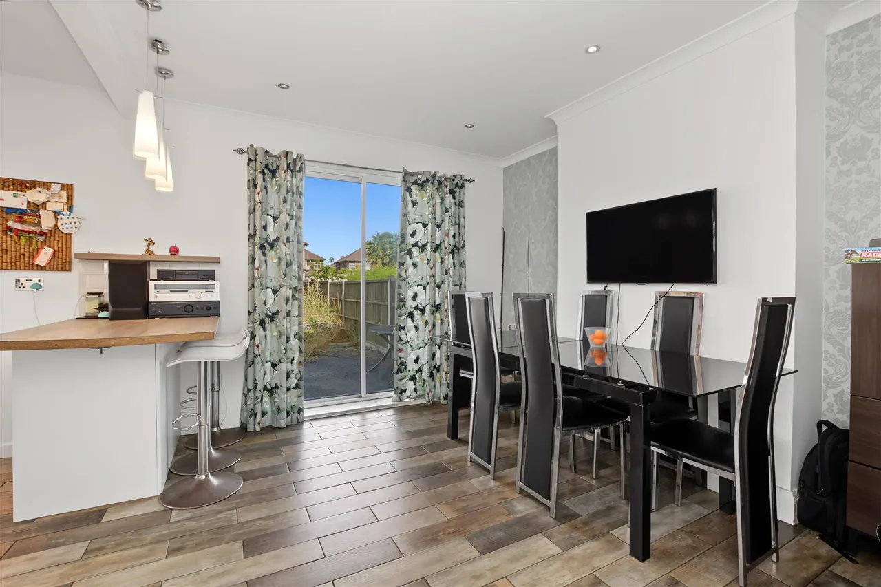 Rose Grove, Beeston, NG9, photo 9