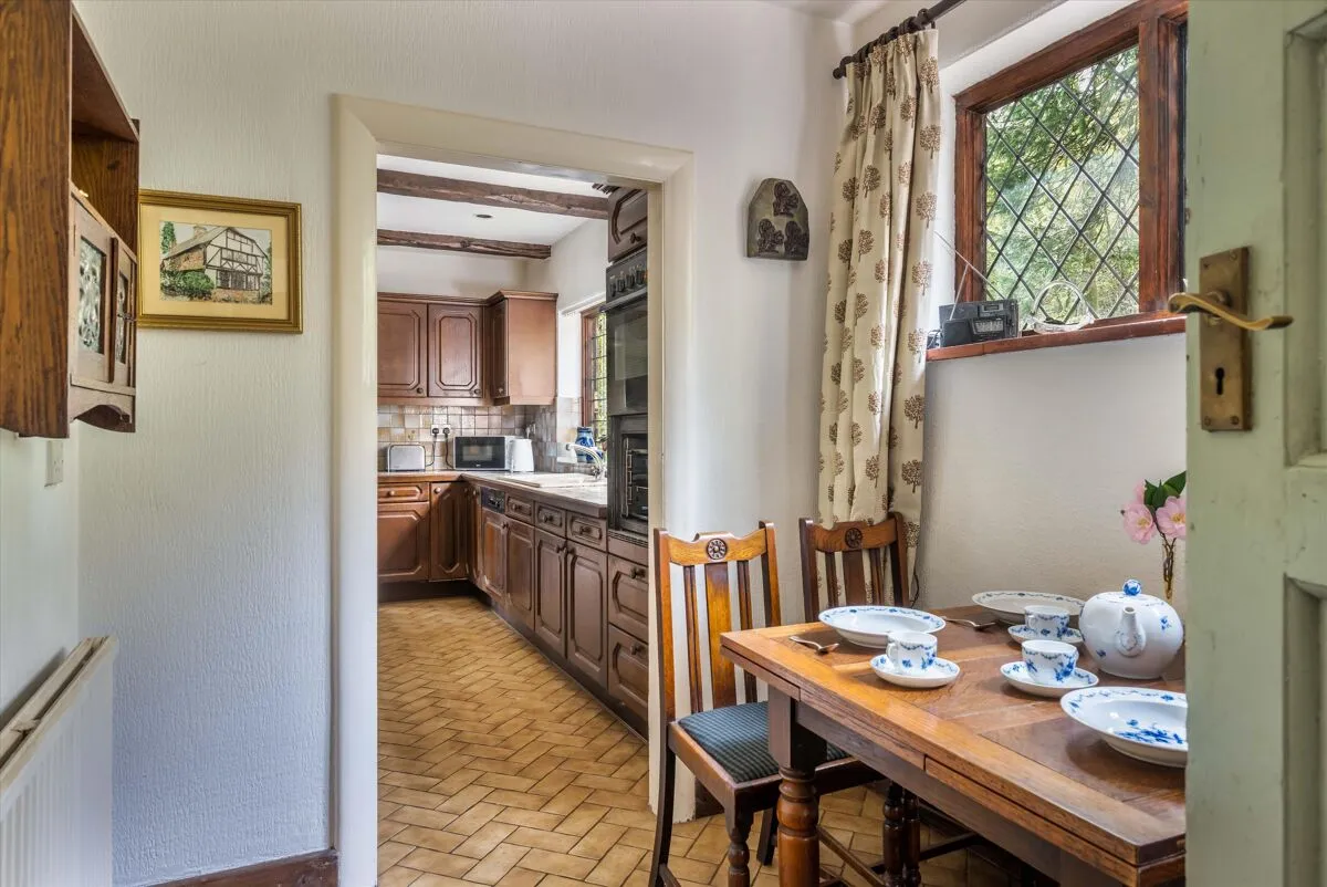 Petworth Road, Haslemere, GU27, photo 12