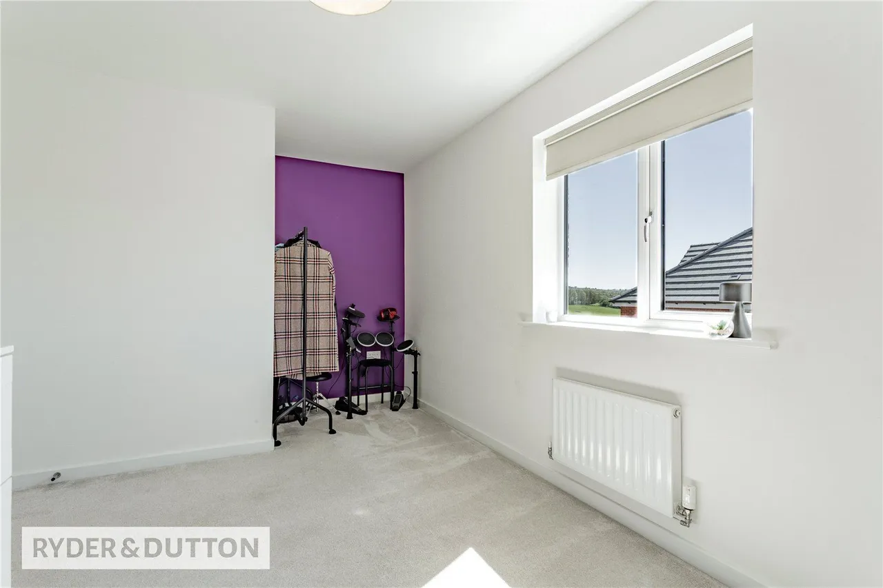 Deer Hill Drive, Shaw, OL2, photo 16