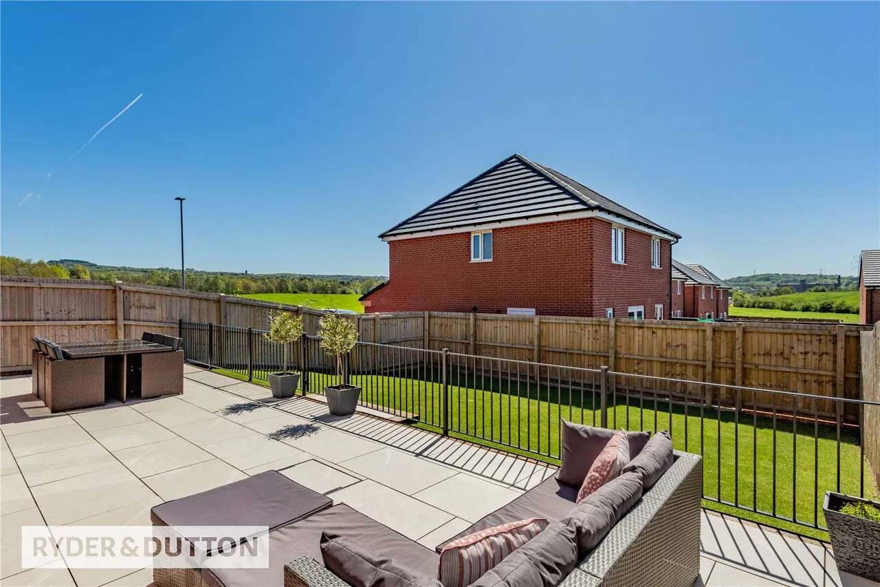 Deer Hill Drive, Shaw, OL2, photo 20