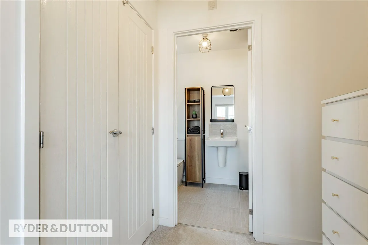 Deer Hill Drive, Shaw, OL2, photo 12