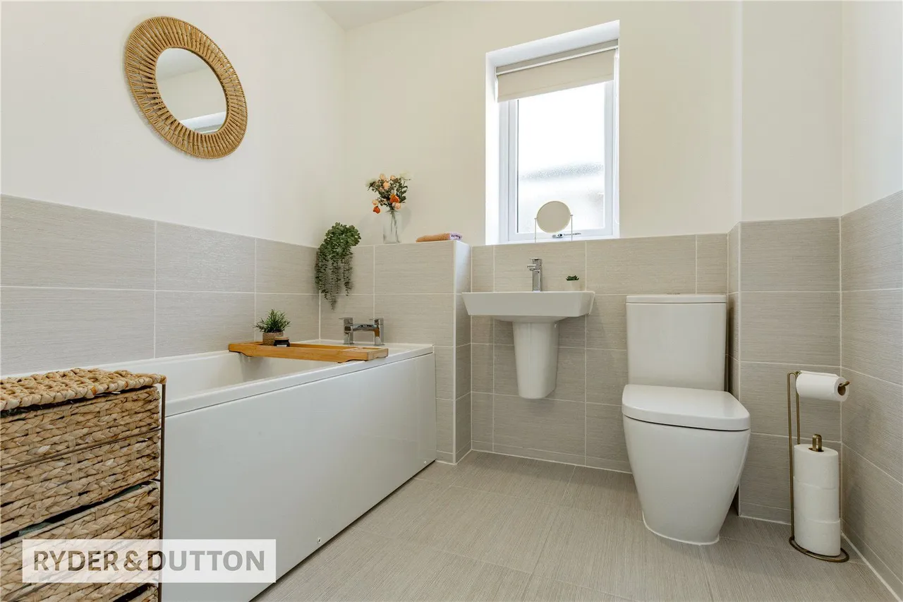 Deer Hill Drive, Shaw, OL2, photo 19