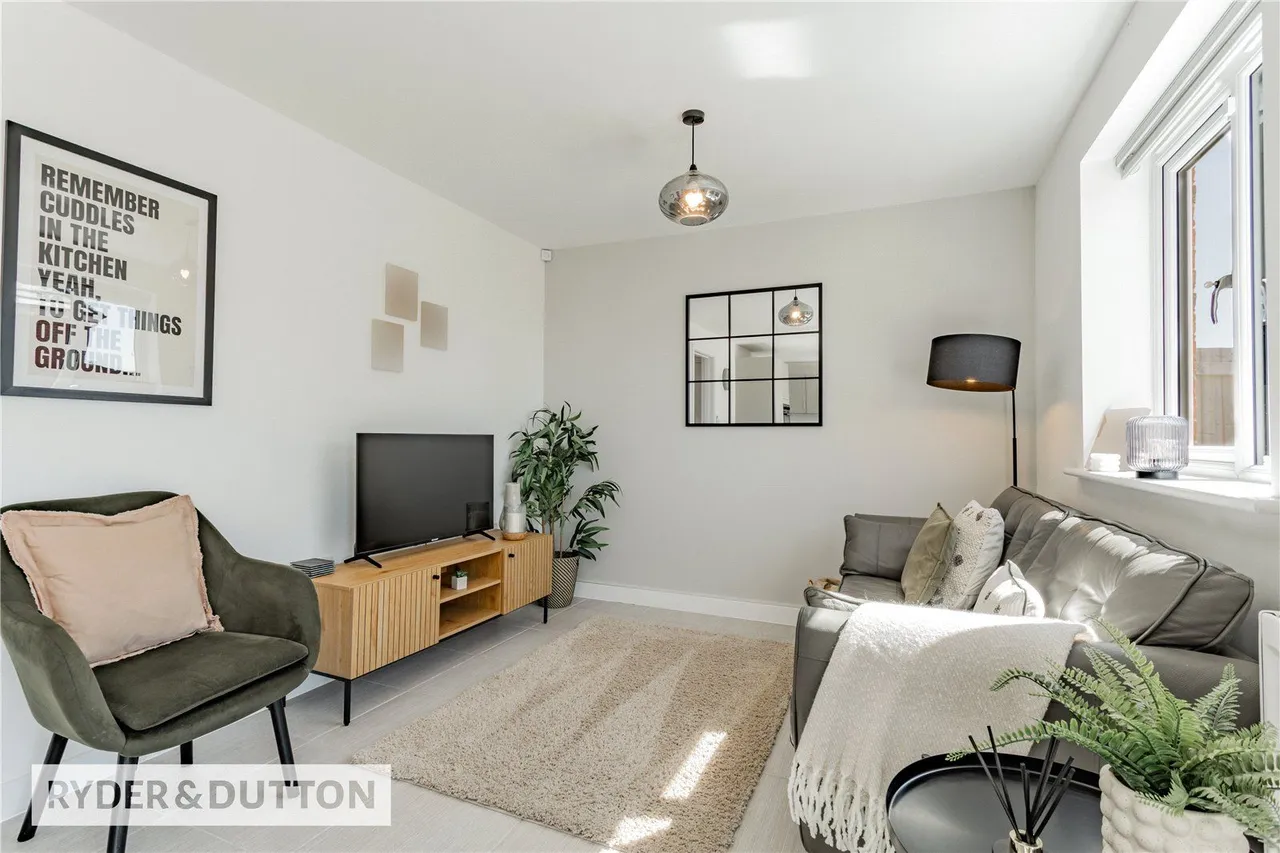 Deer Hill Drive, Shaw, OL2, photo 8
