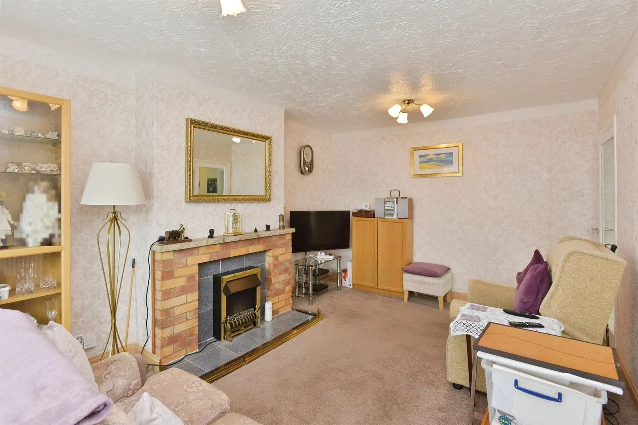High View, Deanshanger, MK19, photo 5