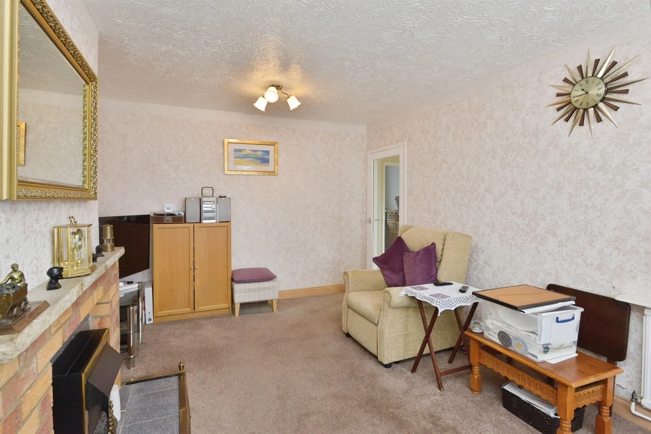 High View, Deanshanger, MK19, photo 13