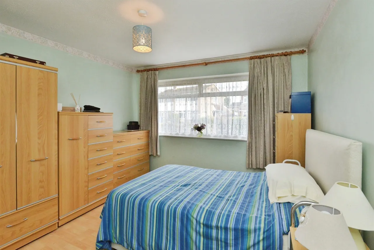 High View, Deanshanger, MK19, photo 6