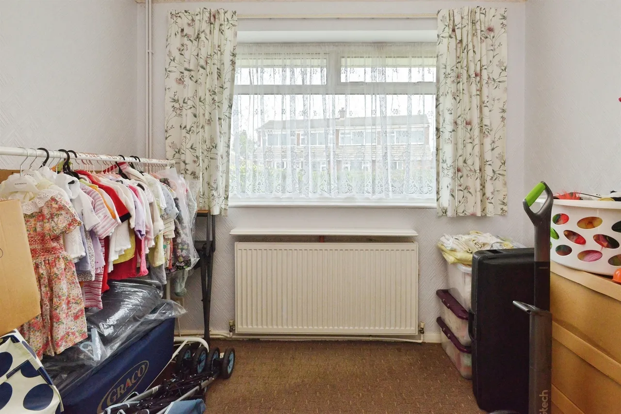 High View, Deanshanger, MK19, photo 8