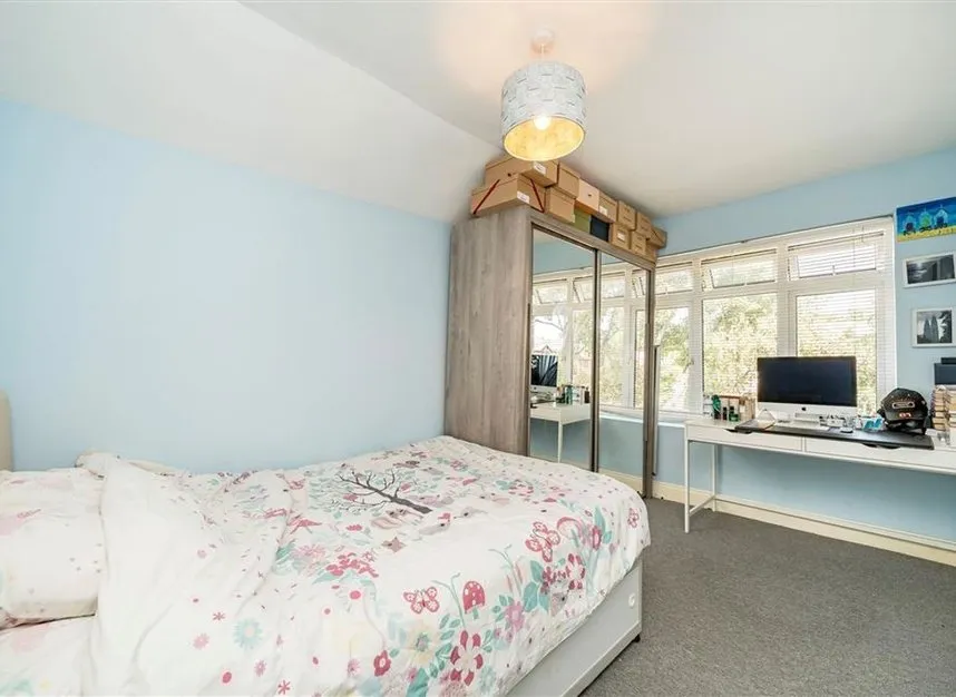 Eastcombe Avenue, Charlton, SE7, photo 5
