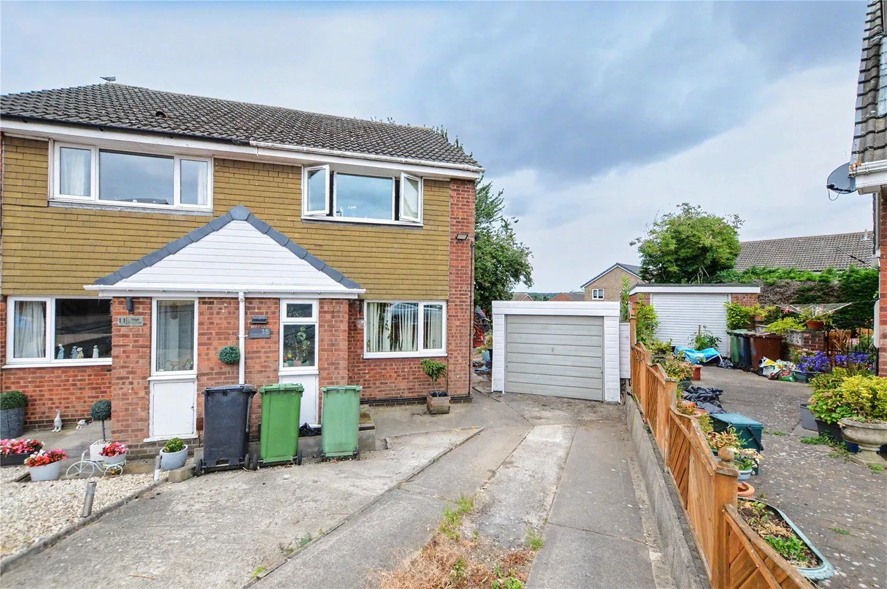 2 bed house for sale, Haigh Side Close, Rothwell, LS26