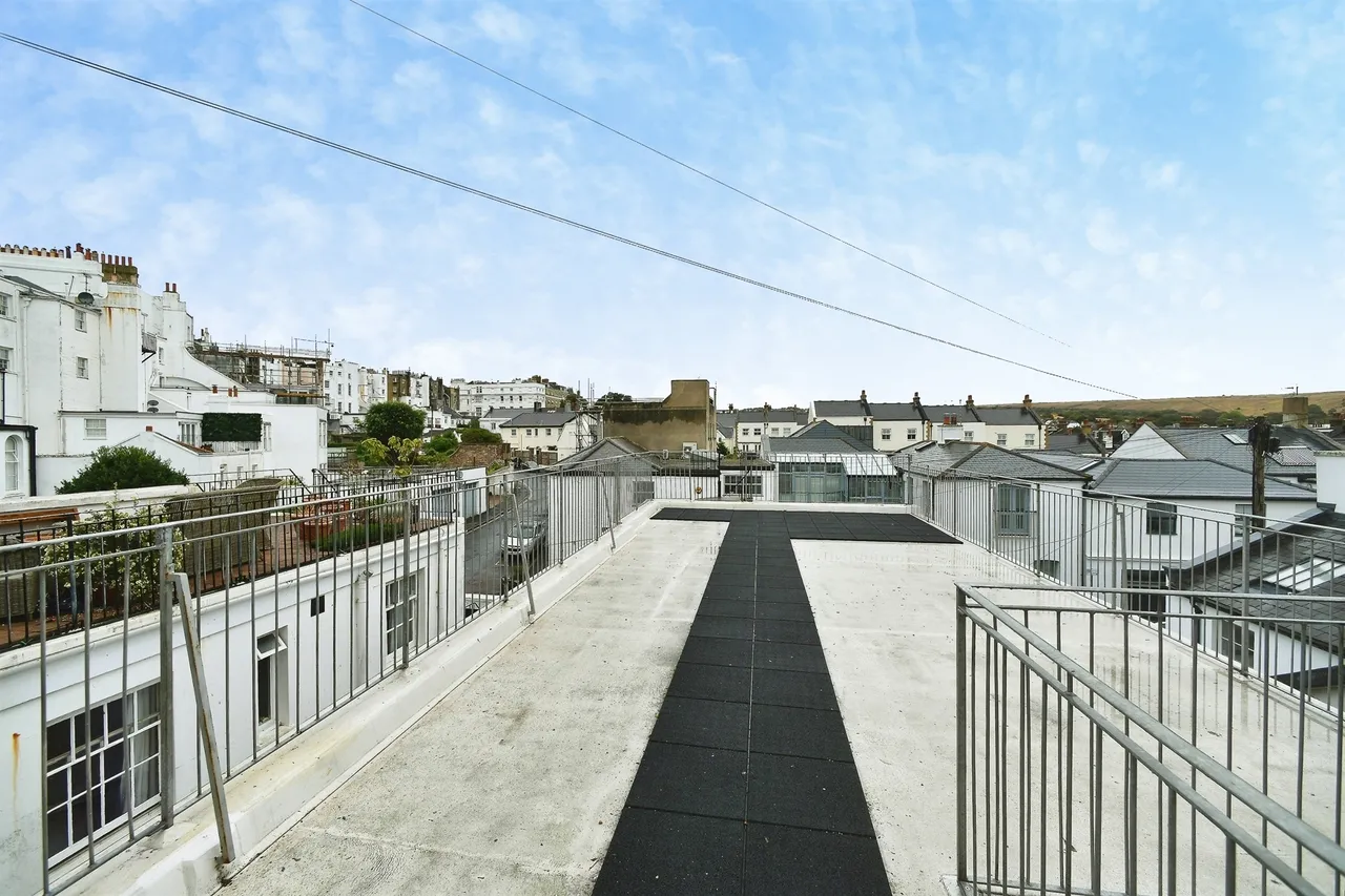 Arundel Terrace, Brighton, photo 9