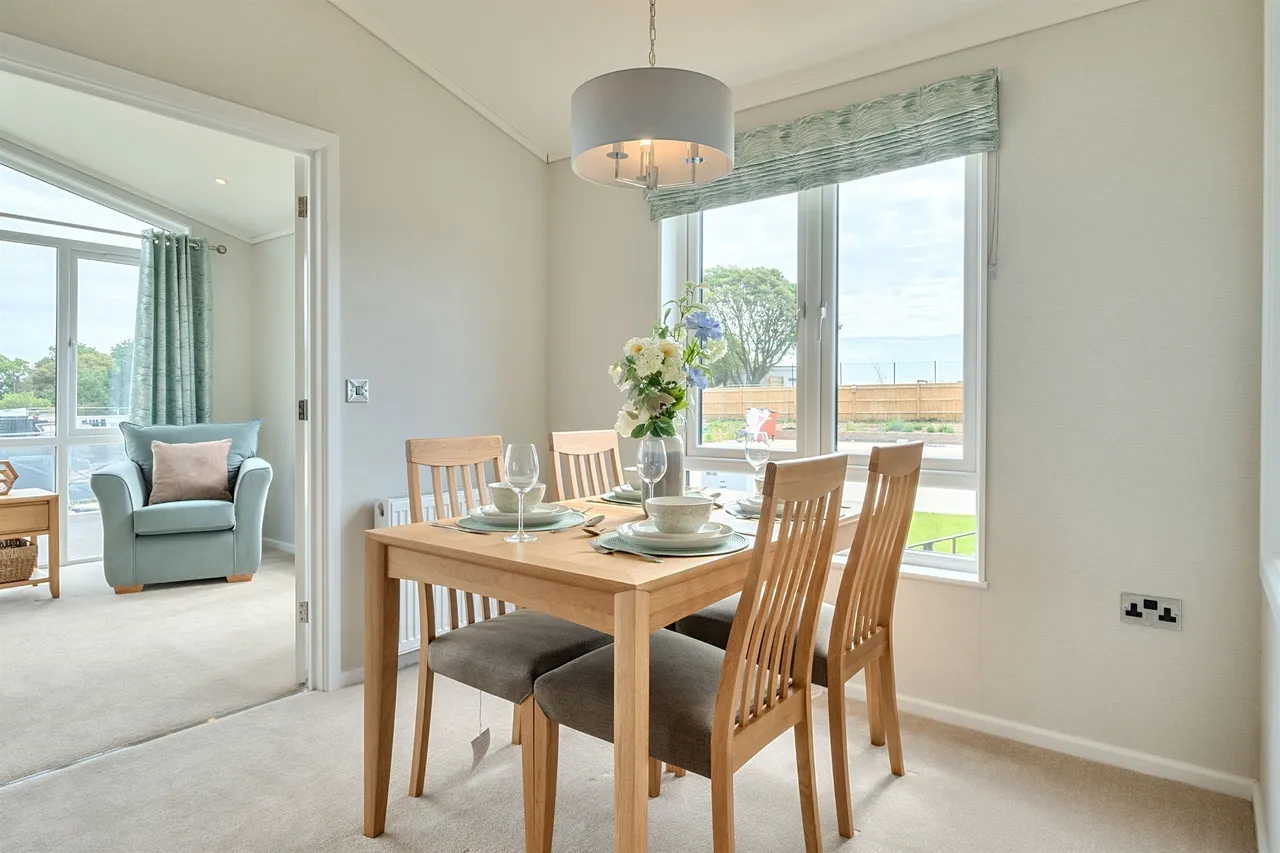Wick Lane, Christchurch, BH6, photo 10