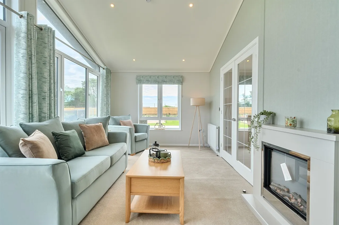 Wick Lane, Christchurch, BH6, photo 7