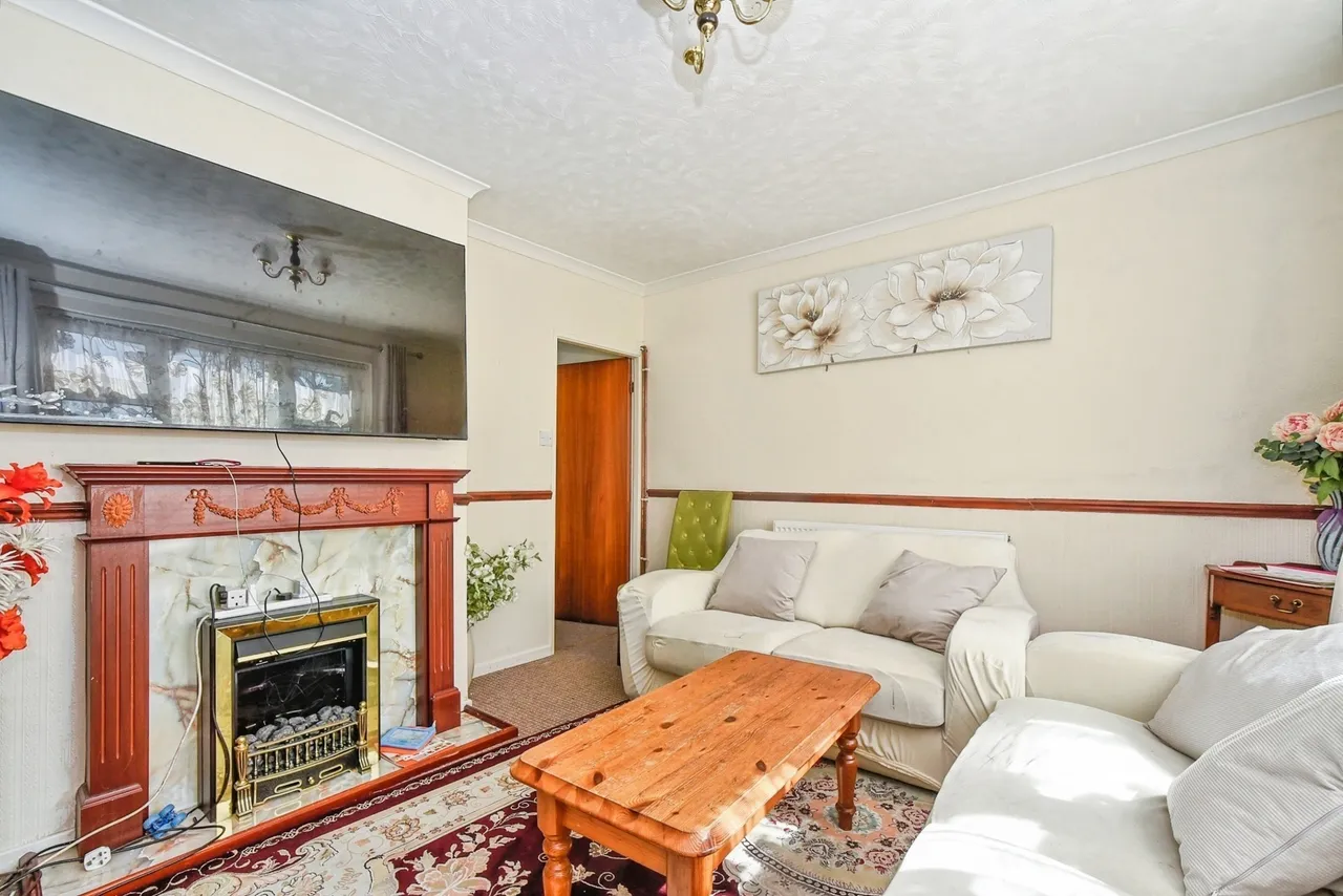 Durnford Road, Swindon, Wiltshire, SN2, photo 17