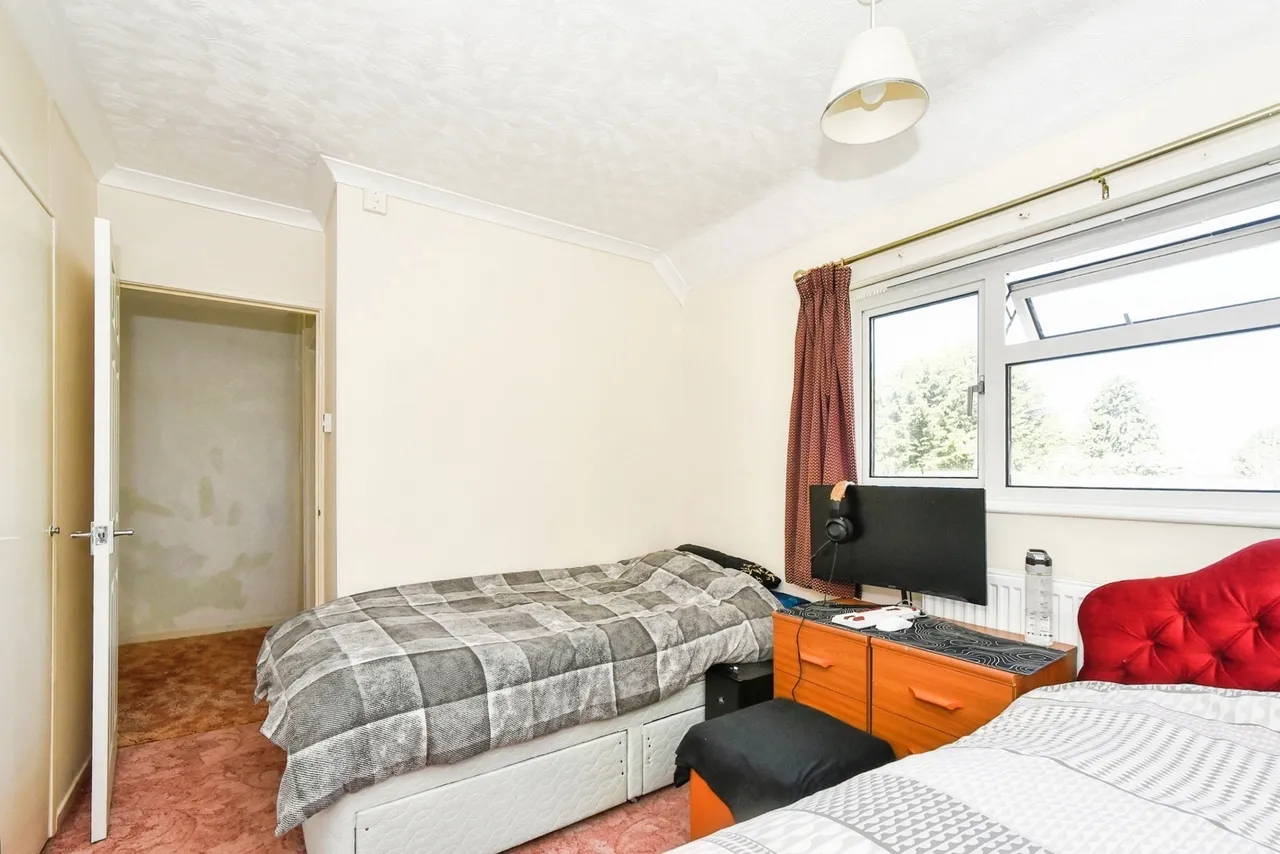 Durnford Road, Swindon, Wiltshire, SN2, photo 8
