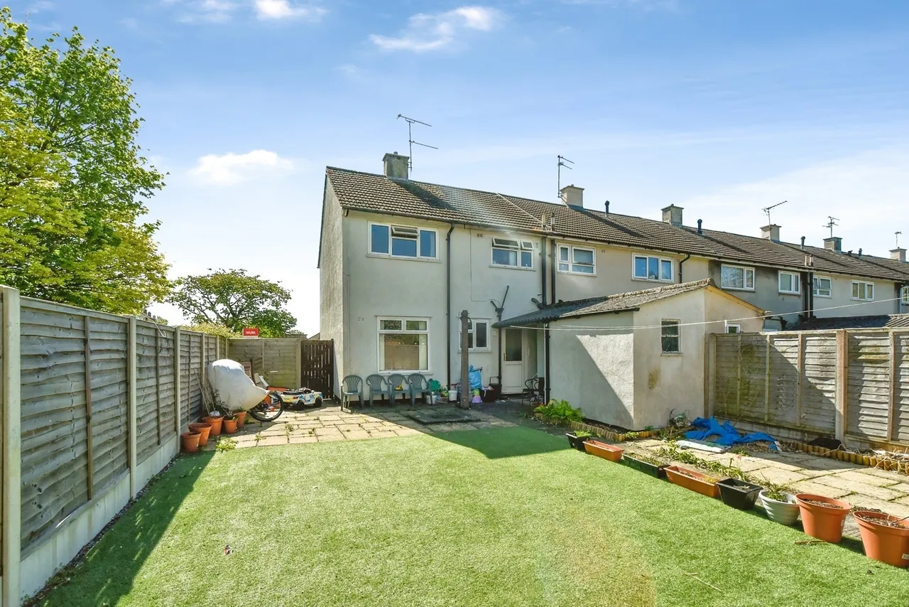 Durnford Road, Swindon, Wiltshire, SN2, photo 19