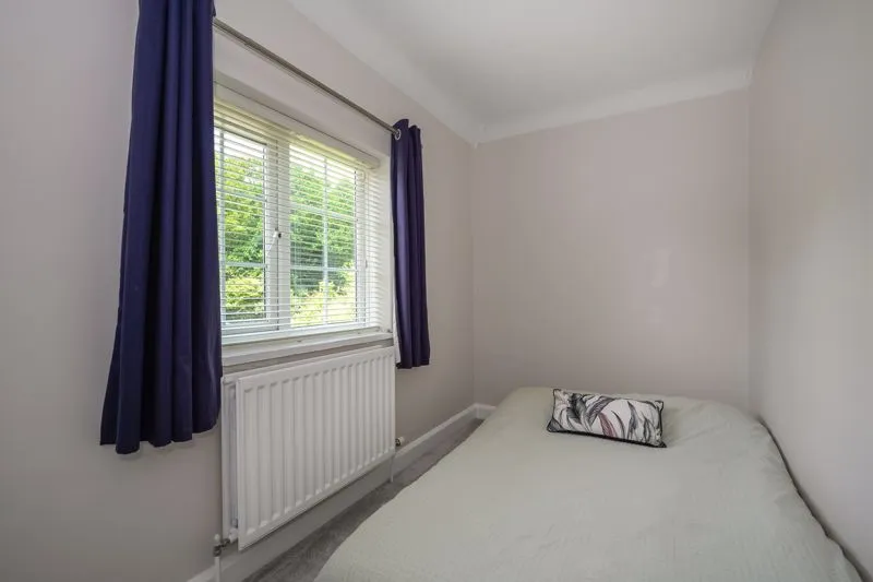 Rowtown Row Town, Addlestone KT15 1EY, photo 11