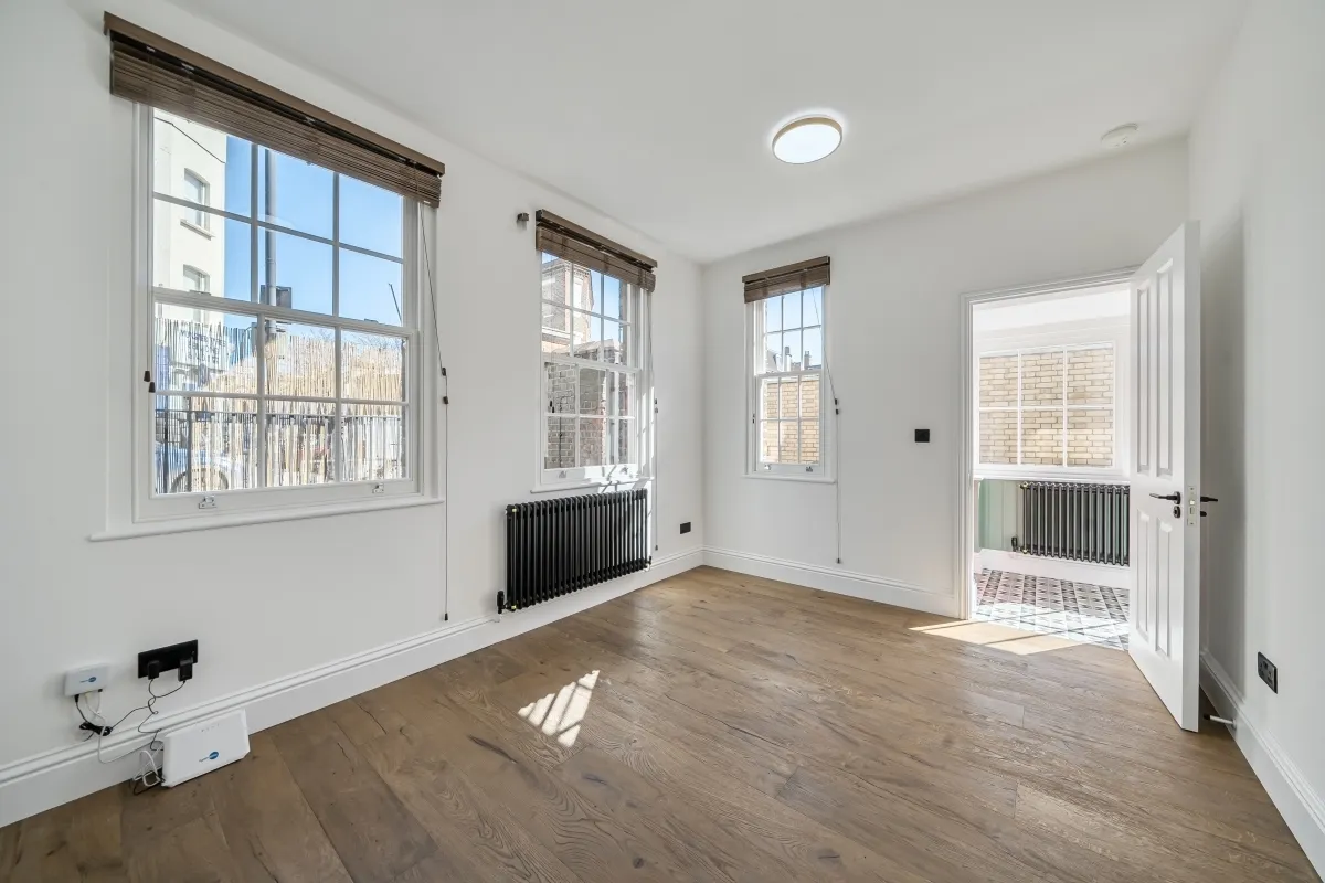 Munster Road SW6, photo 2