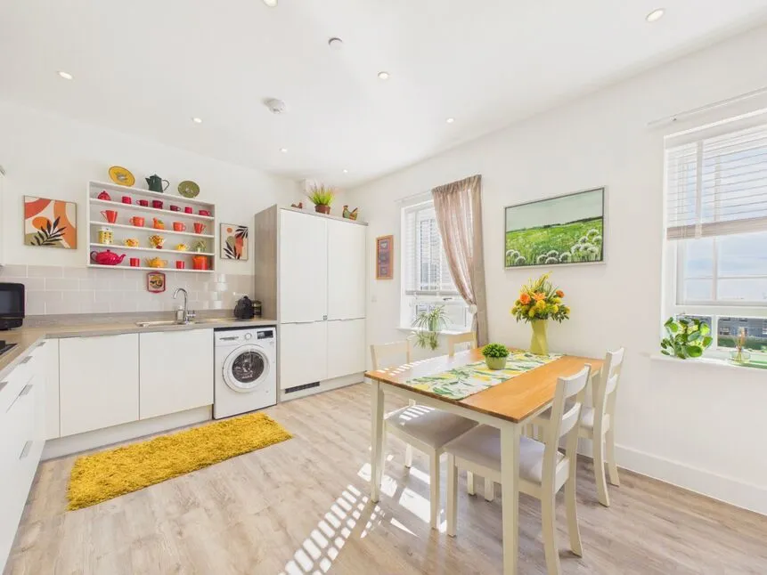 Terlingham Gardens, Hawkinge, CT18, photo 10