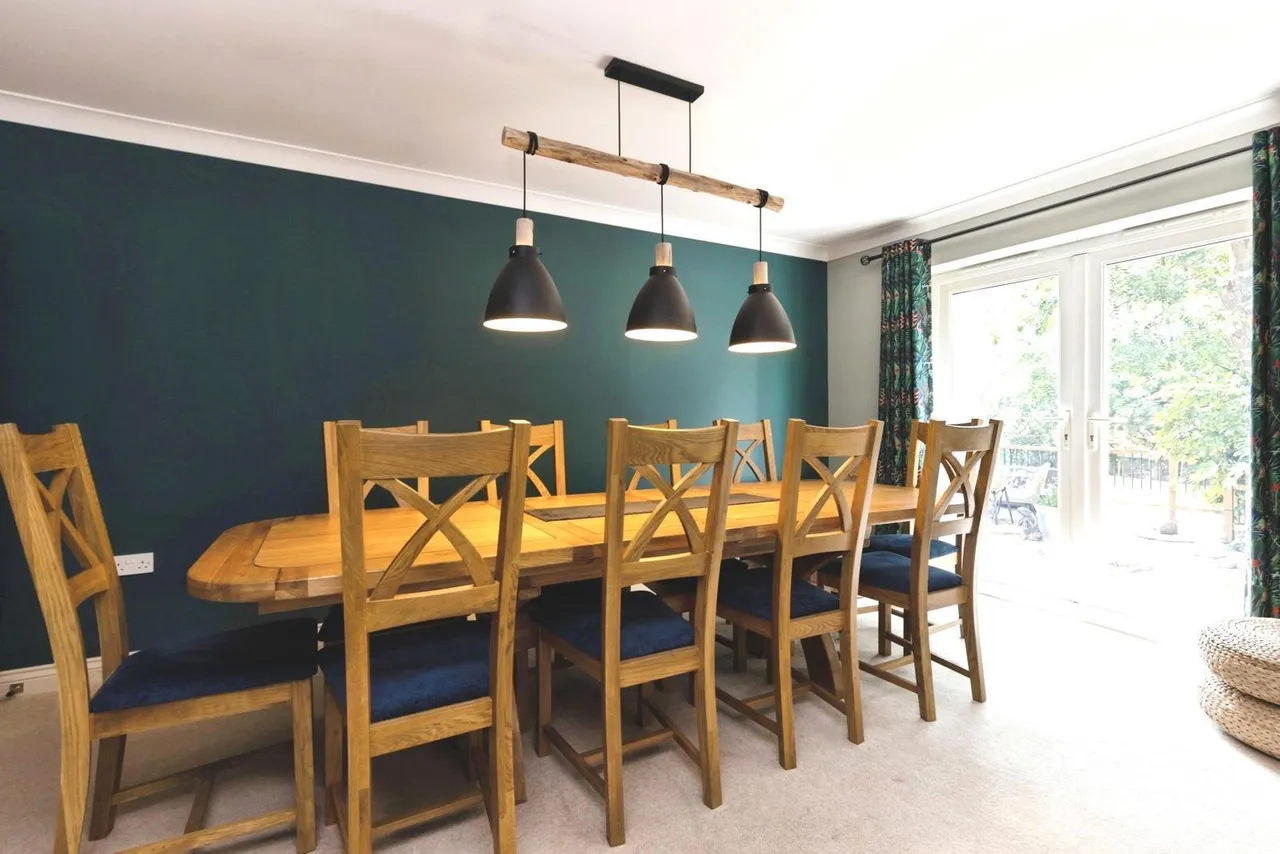 Autumn Rise, The. Wheatridge, Gloucester, Gloucestershire, GL4, photo 8