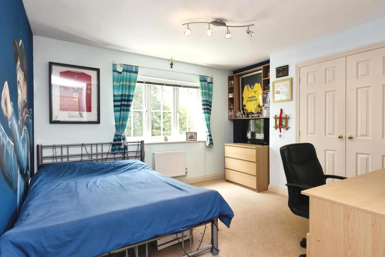 Autumn Rise, The. Wheatridge, Gloucester, Gloucestershire, GL4, photo 20