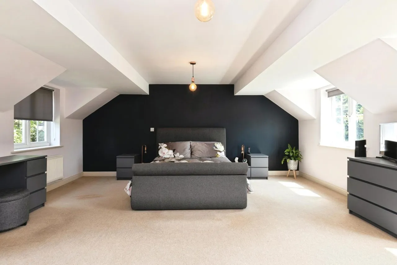 Autumn Rise, The. Wheatridge, Gloucester, Gloucestershire, GL4, photo 13