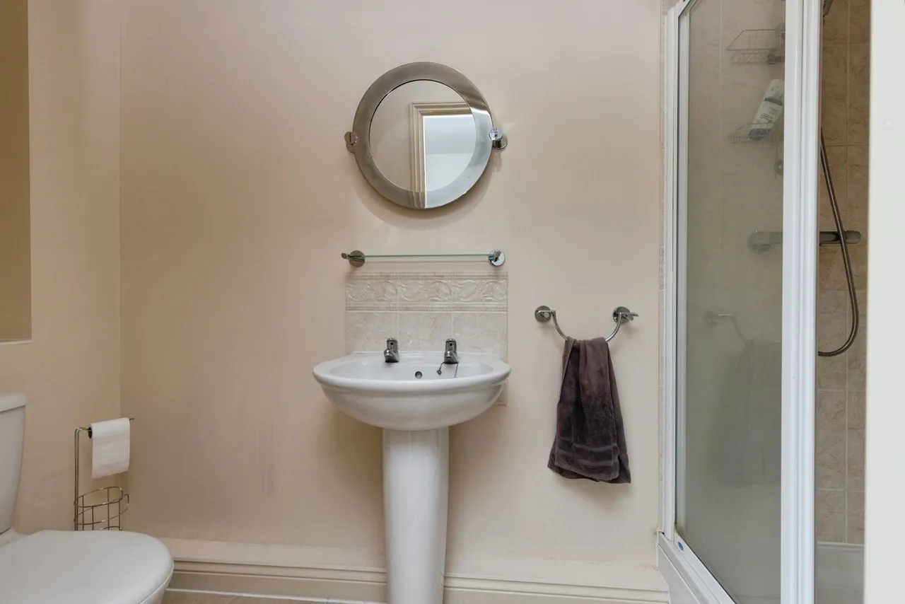 Autumn Rise, The. Wheatridge, Gloucester, Gloucestershire, GL4, photo 18