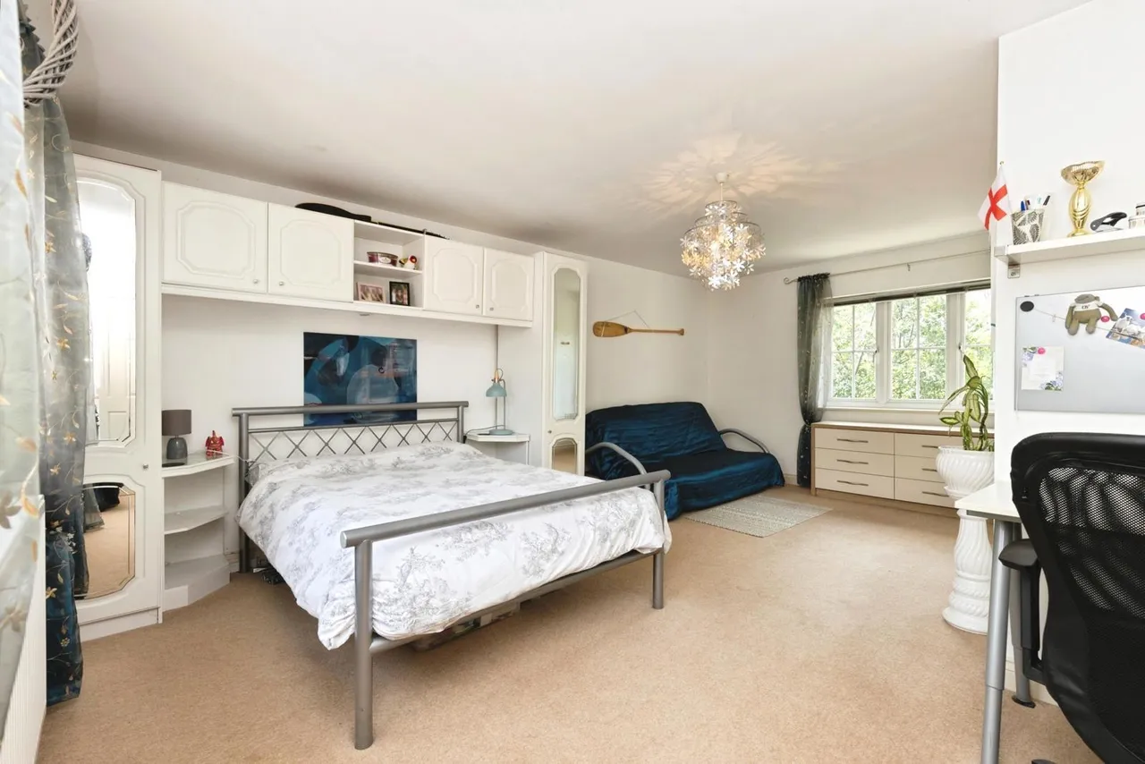 Autumn Rise, The. Wheatridge, Gloucester, Gloucestershire, GL4, photo 16