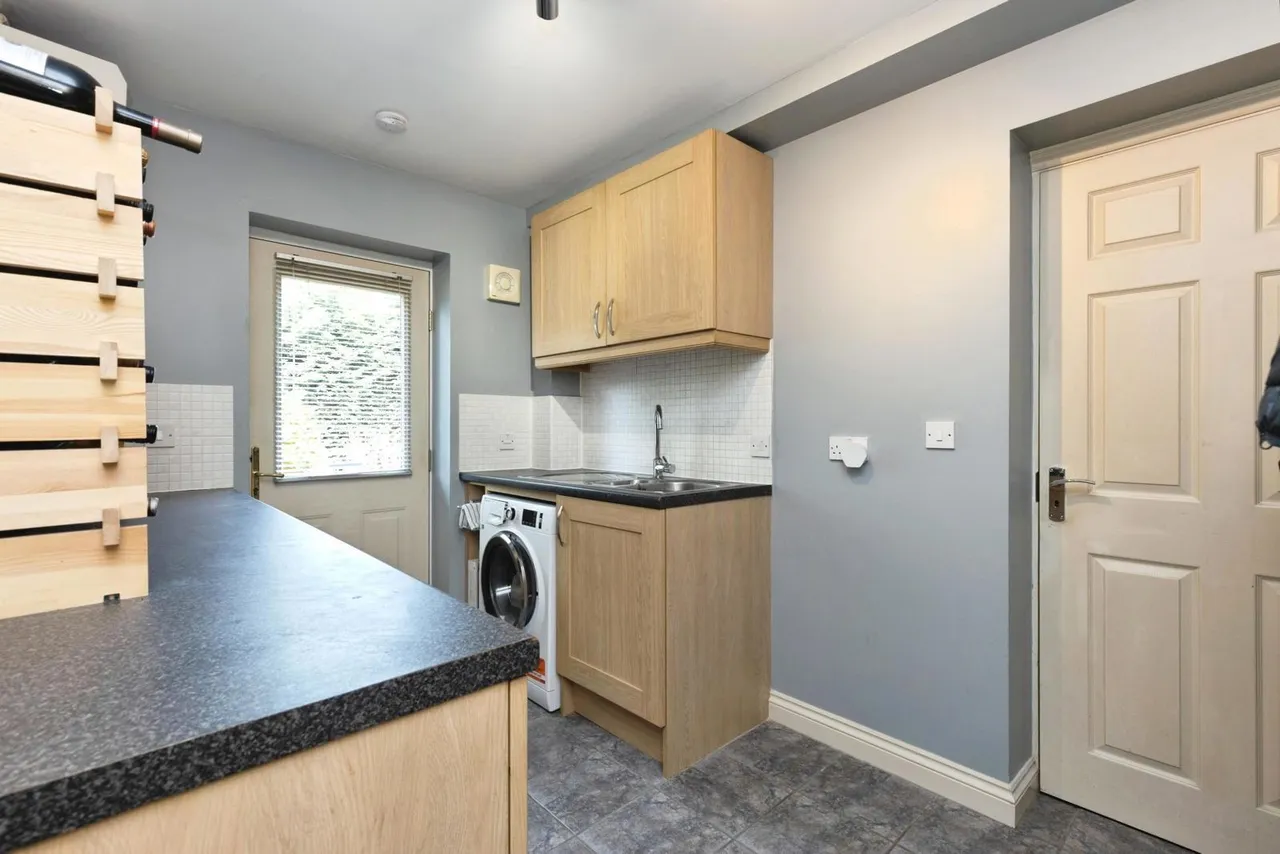 Autumn Rise, The. Wheatridge, Gloucester, Gloucestershire, GL4, photo 6