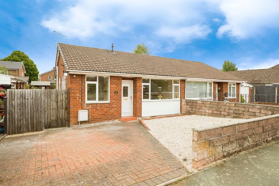 2 bed house for sale — Monkmoor Road, Oswestry, Shropshire, SY11