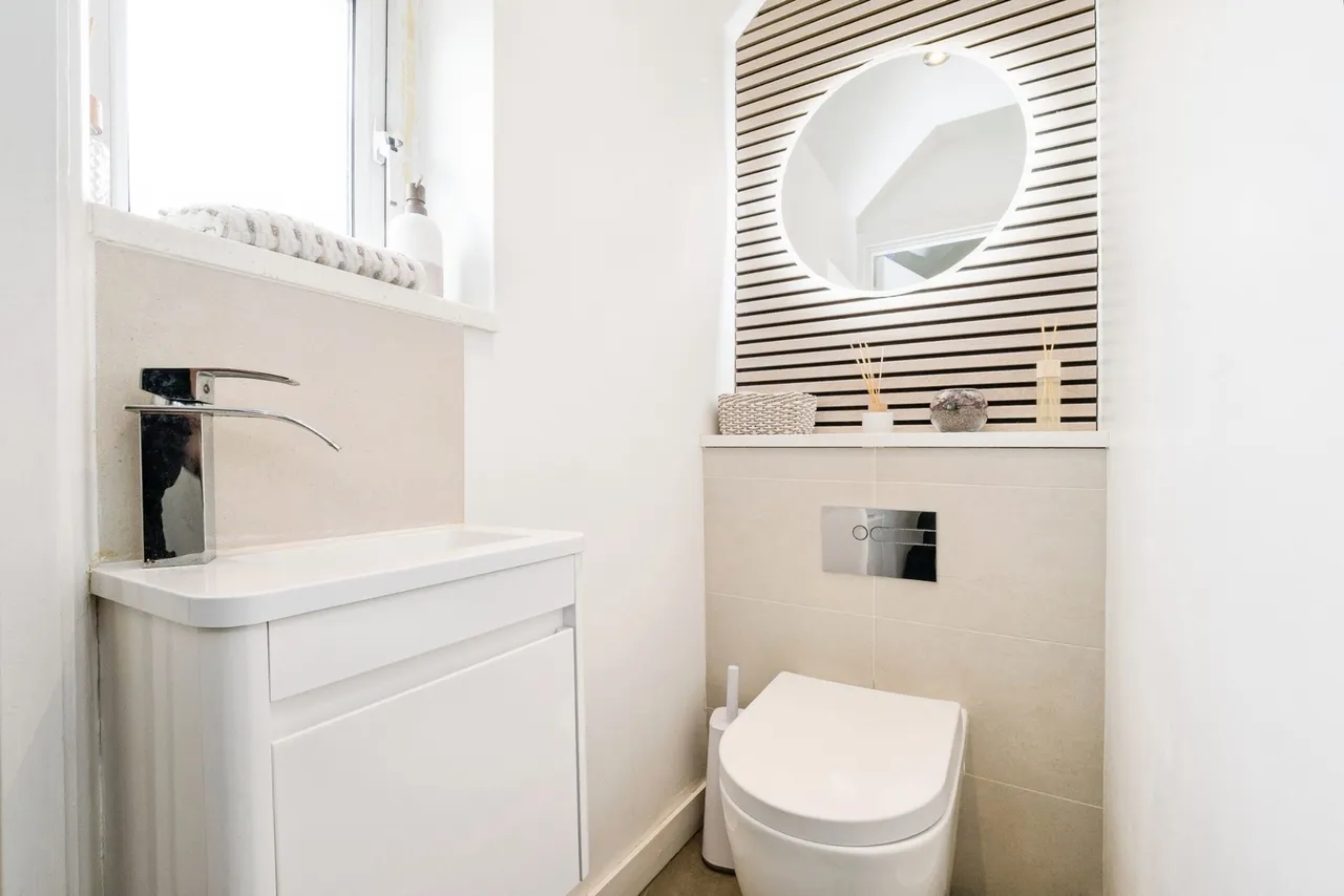 Sutton Road, Barking, London, IG11, photo 13