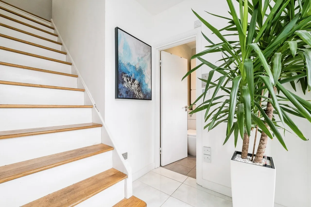Sutton Road, Barking, London, IG11, photo 12