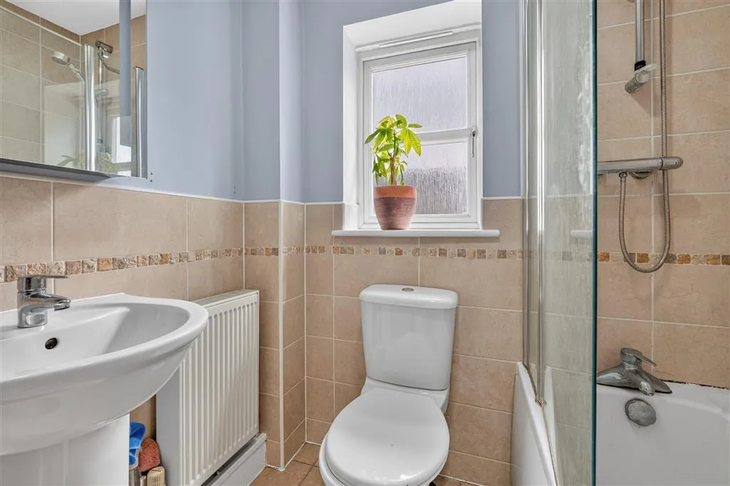 Banks Crescent, Stamford, PE9, photo 15