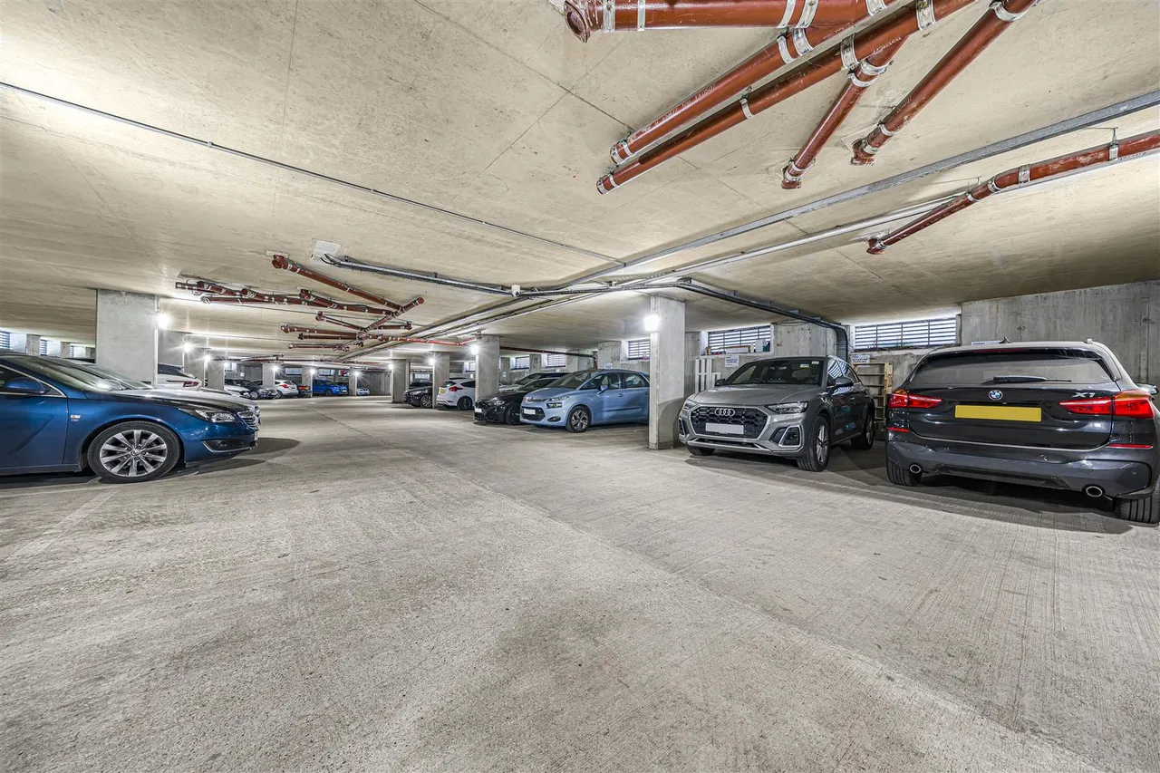 Kingsquarter, Maidenhead, SL6, photo 10