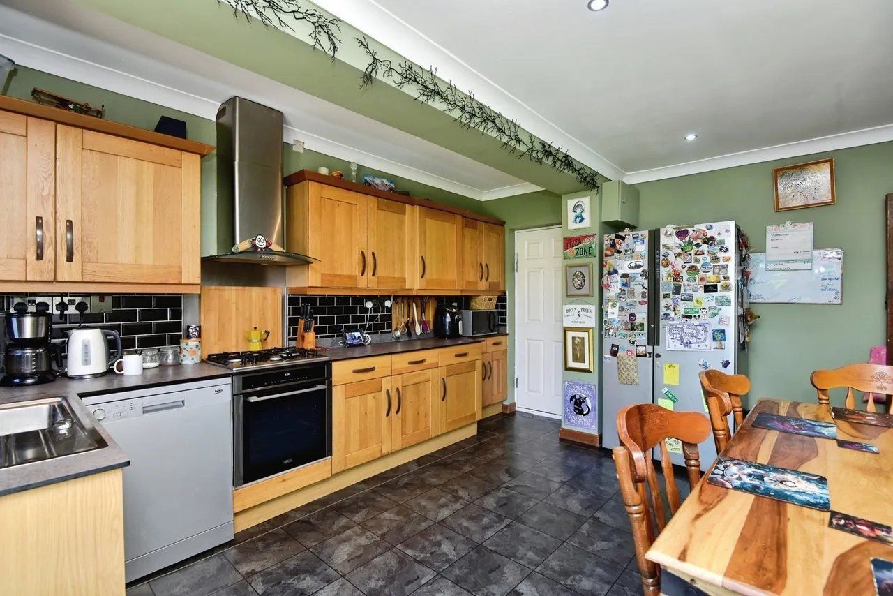 Gorsey Bank, Stoke-On-Trent, ST6, photo 4