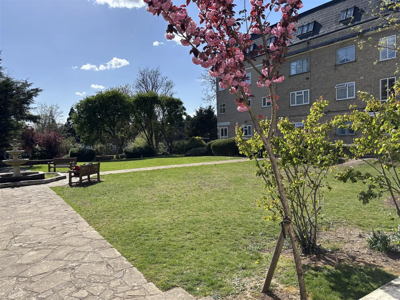 Orchard Court, Stonegrove Road, Edgware, photo 5