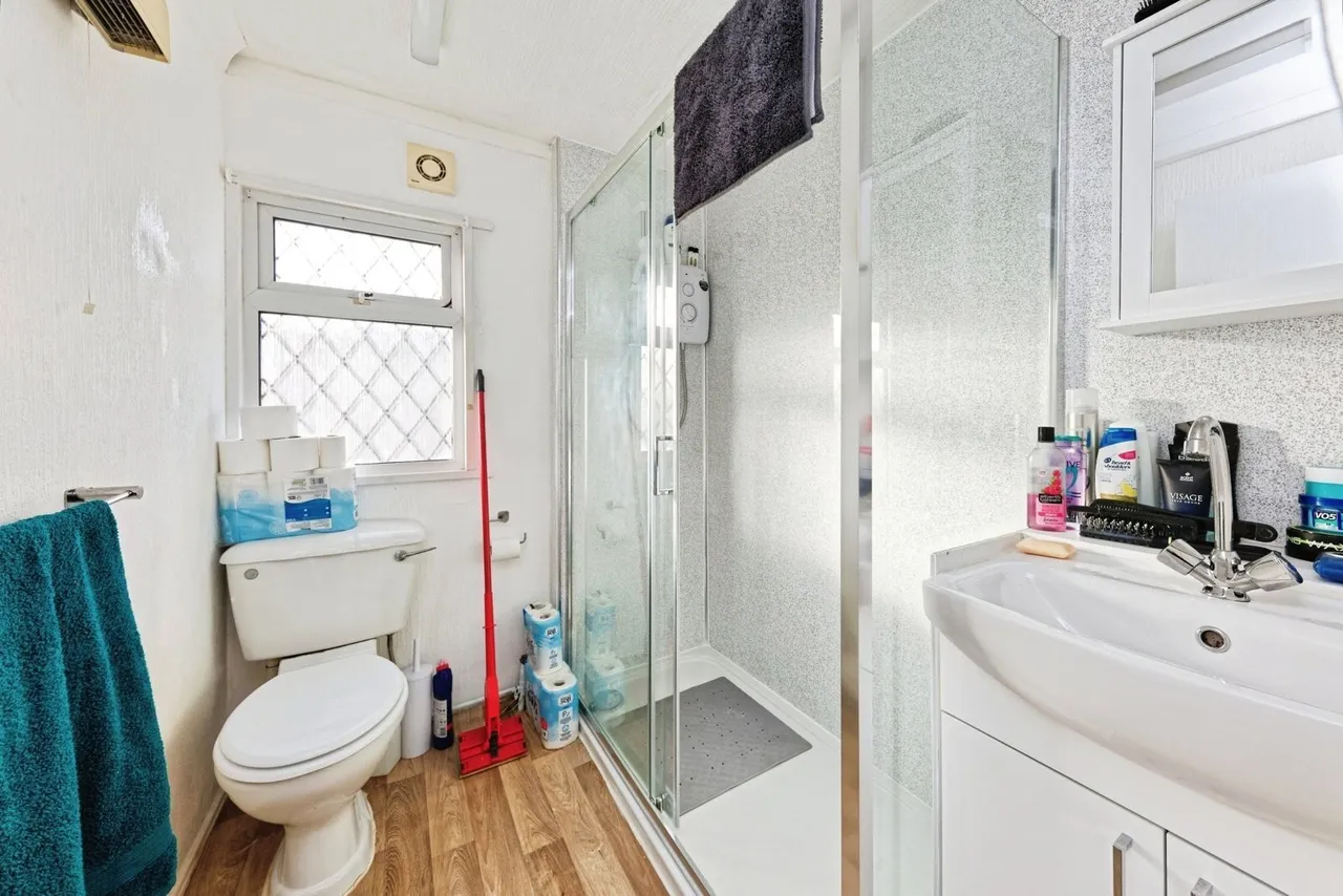 Shalloak Road, CANTERBURY, Kent, CT2, photo 7
