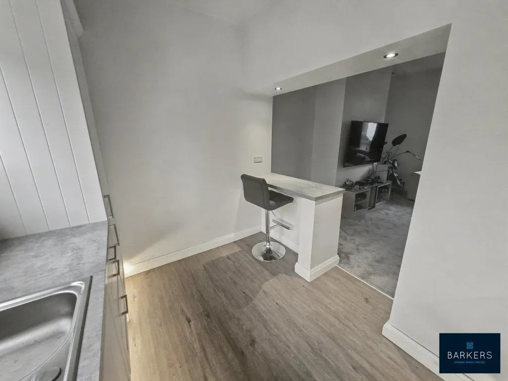 Mitchell Avenue, Dewsbury WF13 4JF, photo 6